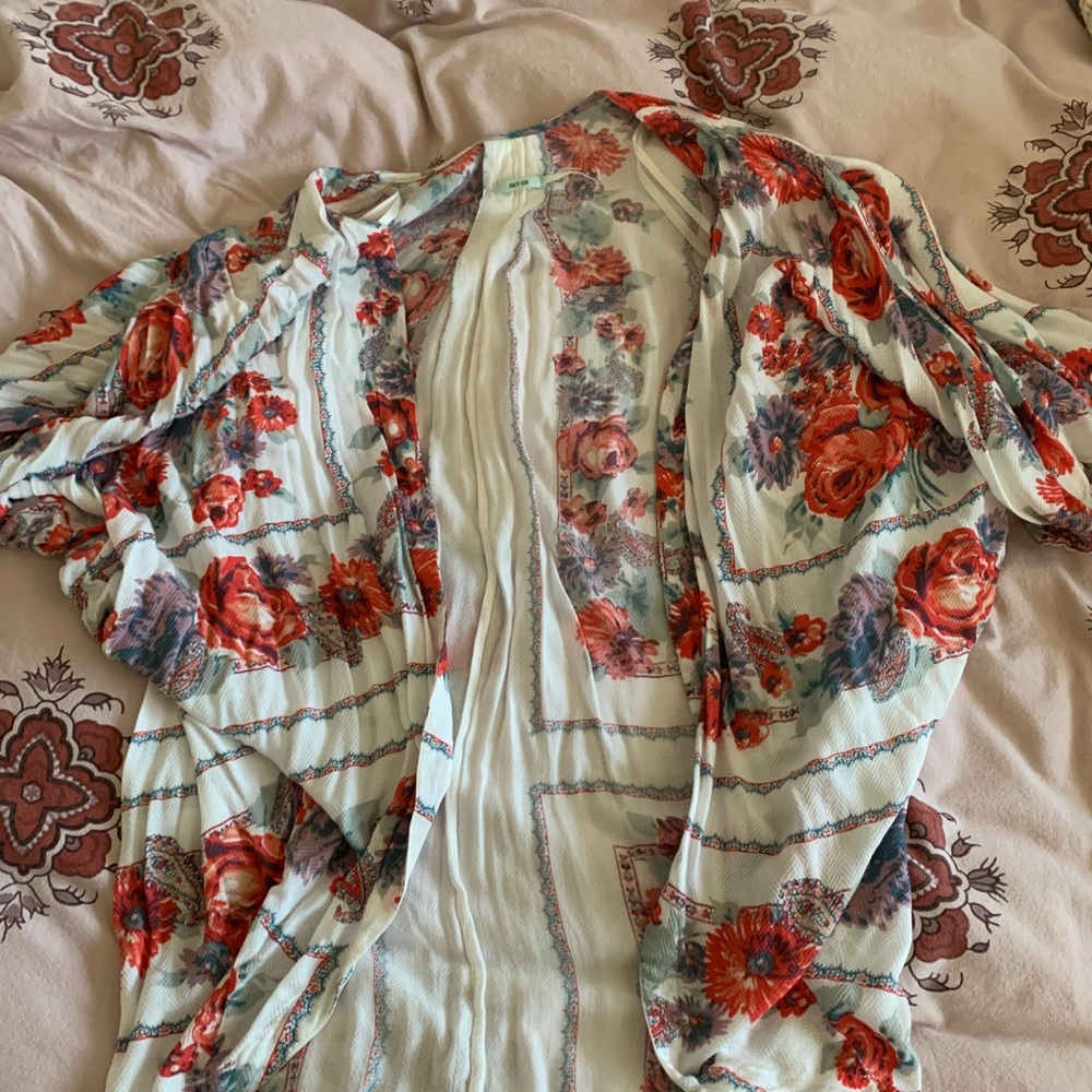 Urban Outfitters Floral Kimono